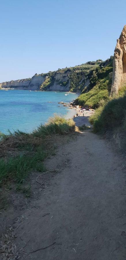 Guesthouse Agia Triada Koróni 外观 照片