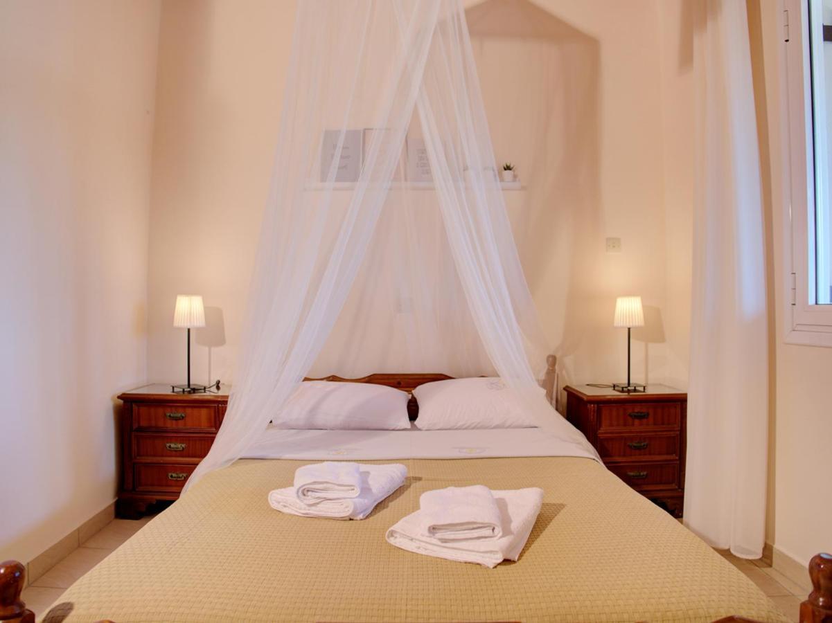 Guesthouse Agia Triada Koróni 外观 照片